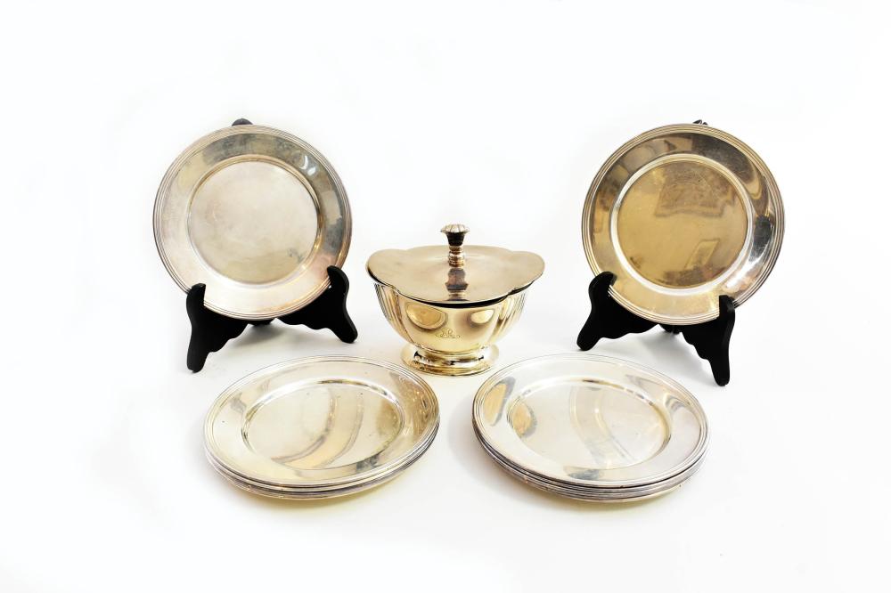 EIGHT SILVER PLATE BREAD PLATES &