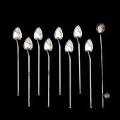 EIGHT STERLING SILVER HEART ST