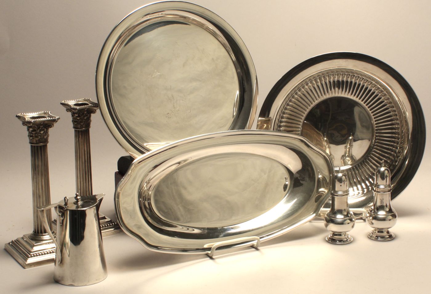 EIGHT STERLING SILVER HOLLOWWARE