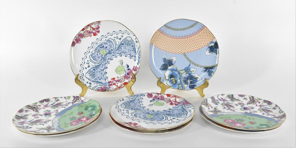 EIGHT WEDGWOOD PORCELAIN DESSERT