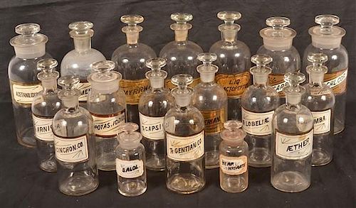 EIGHTEEN APOTHECARY GLASS