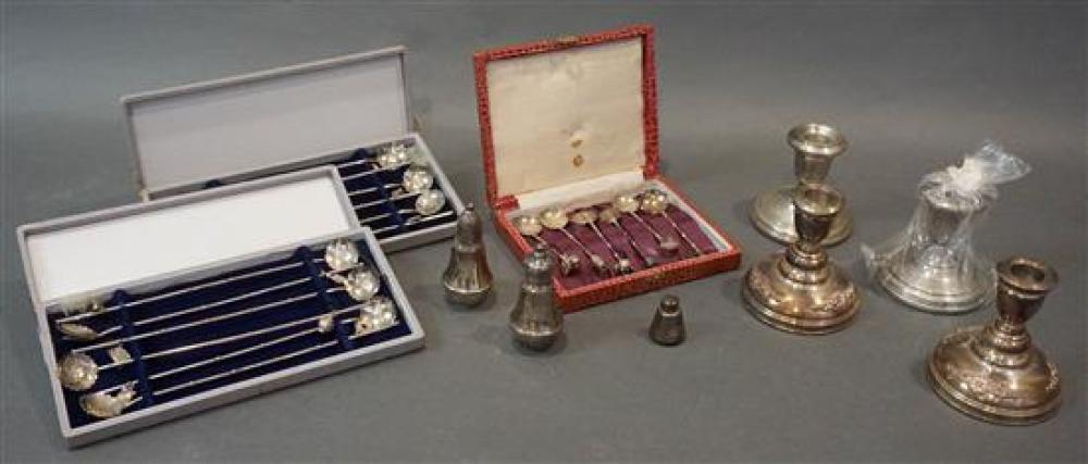 EIGHTEEN JAPANESE SILVER TEASPOONS,