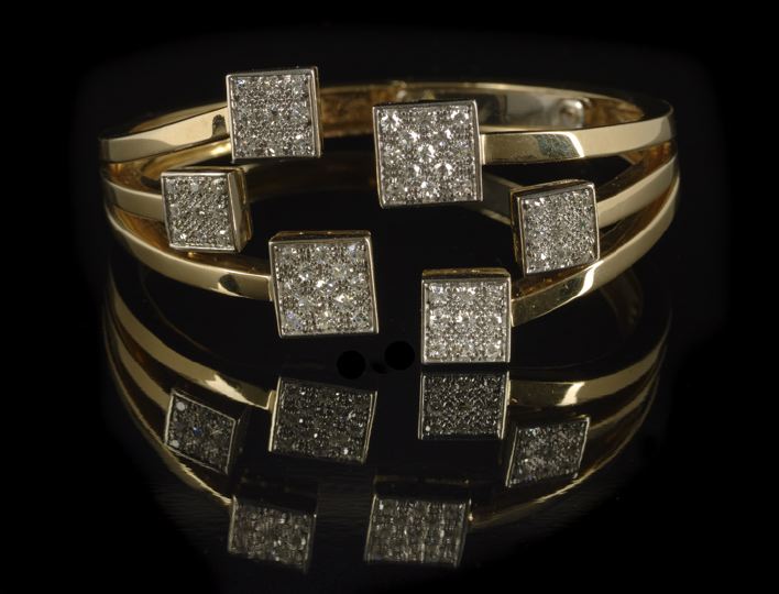 Eighteen-Karat Yellow Gold and