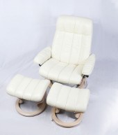 EKORNES STRESSLESS CHAIR & 2 O