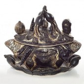 ELABORATE CERAMIC BORSCHT TURE