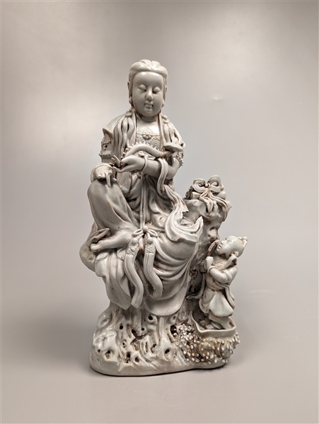 Elaborately modeled, Chinese