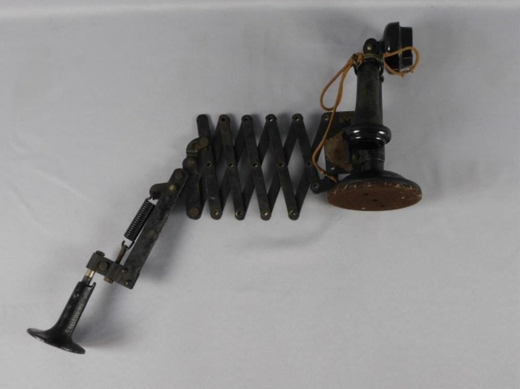 ELECTRIC SCISSOR JACK CANDLESTICK