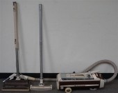 ELECTROLUX CANISTER VACUUM CLE
