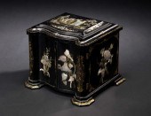 Elegant English Black-Lacquere