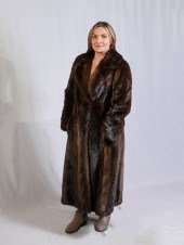ELEGANT FULL LENGTH MAHOGANY M