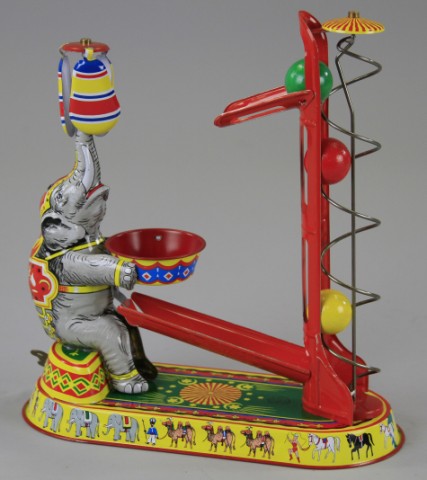ELEPHANT HOOP TOY J.W. Germany a