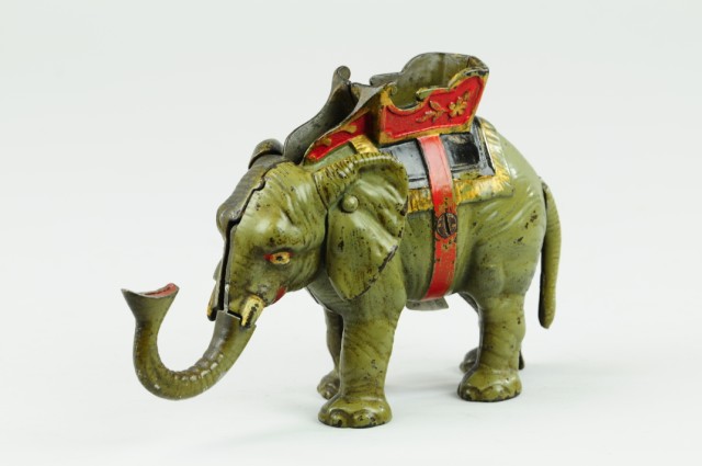 ELEPHANT HOWDAH PULL TAIL