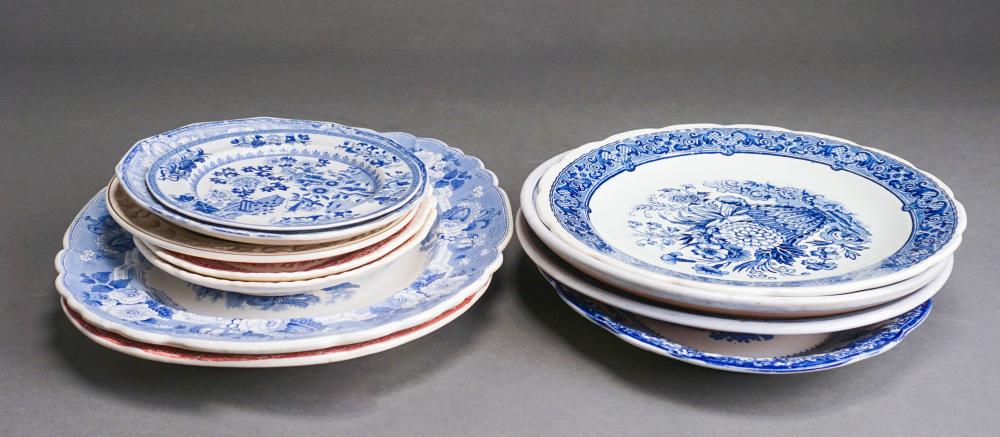 ELEVEN ASSORTED POTTERY AND