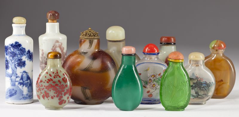 Eleven Chinese Snuff Bottles20th
