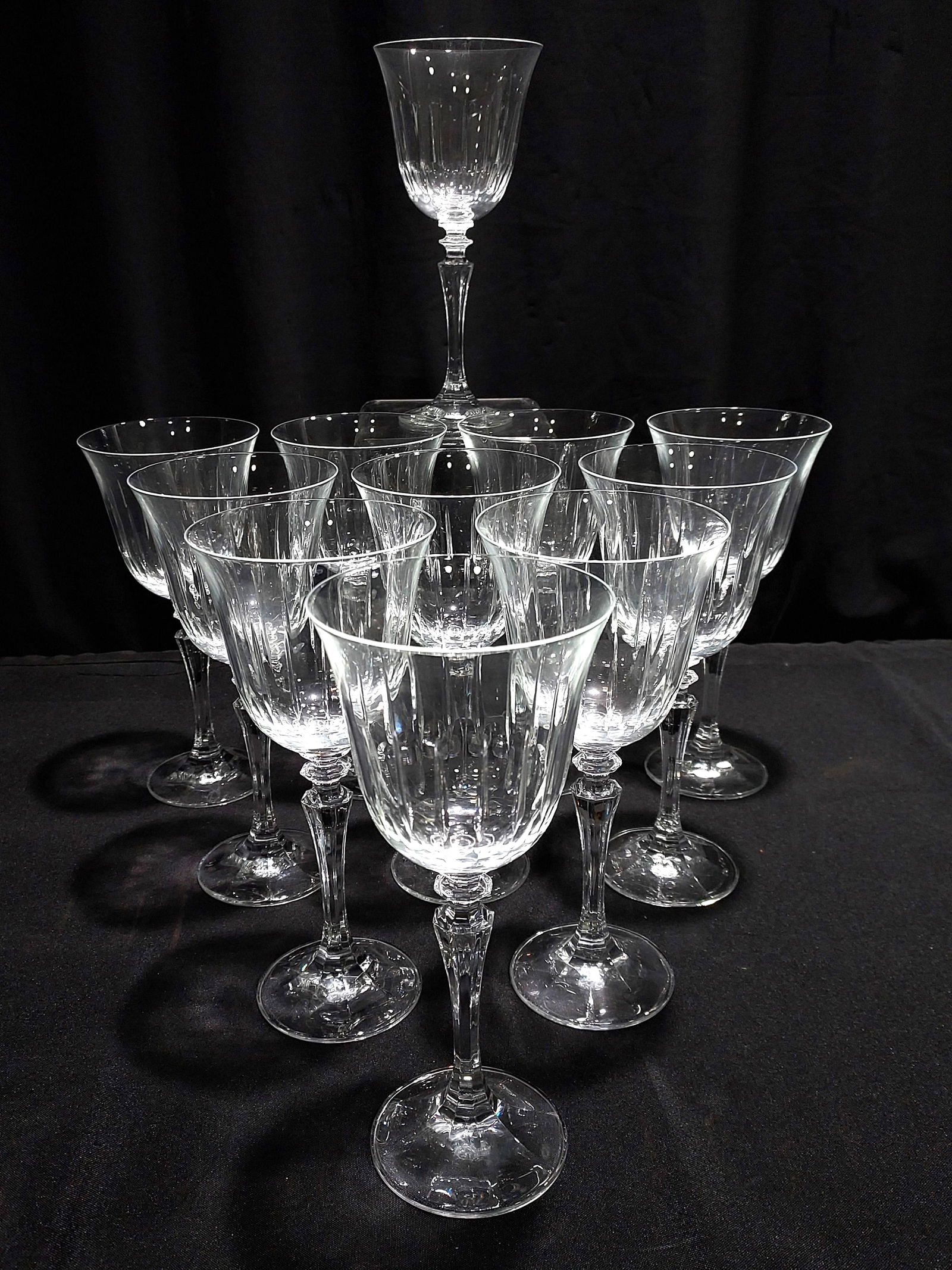 ELEVEN MIKASA CRYSTAL 8.25" WATER