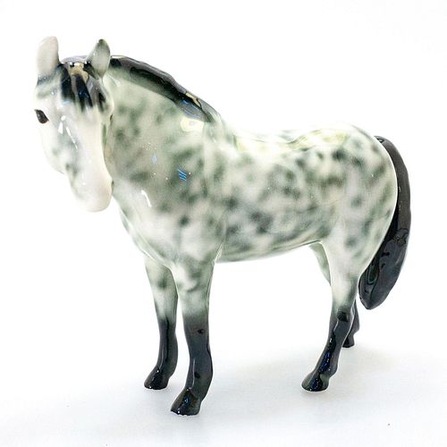 ELITE POTTERY BLACK AND WHITE
