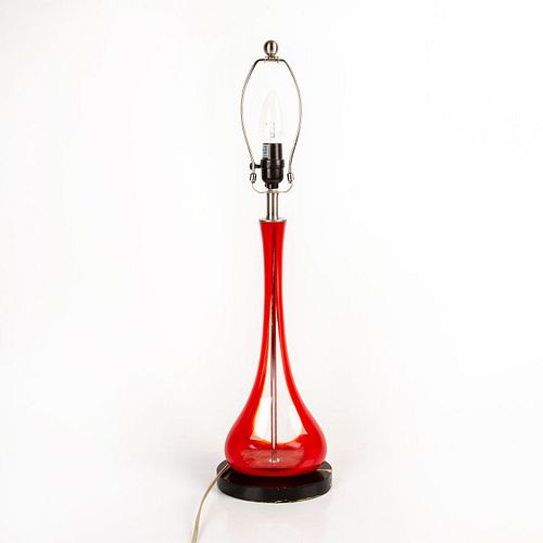 ELONGATED RED GLASS