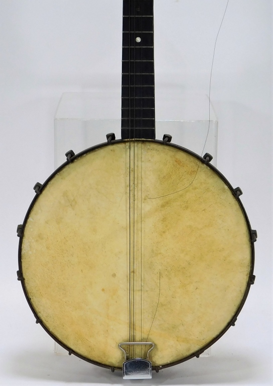 ELTON FOUR STRING BANJO United