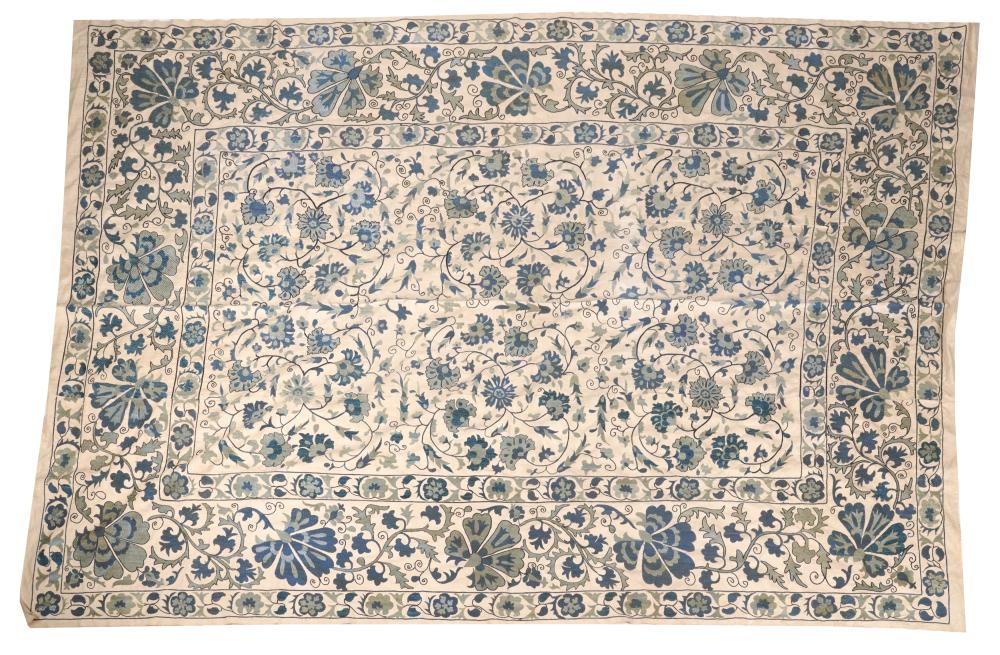 EMBROIDERED TEXTILEworked in cotton