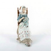 EMBROIDERER 1004865 - LLADRO P