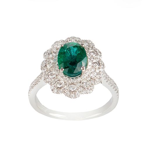 EMERALD AND DIAMOND RINGEmerald and