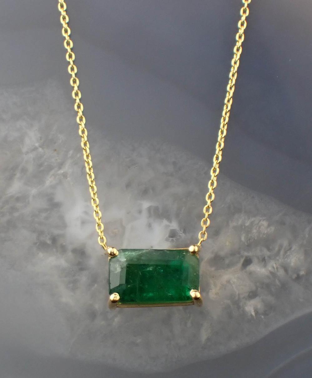EMERALD AND FOURTEEN KARAT GOLD