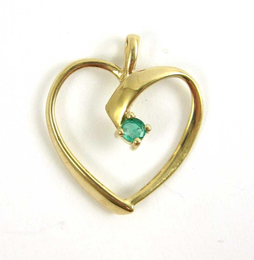 EMERALD AND FOURTEEN KARAT GOLD