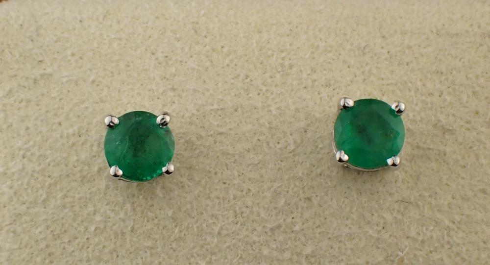 EMERALD AND FOURTEEN KARAT WHITE
