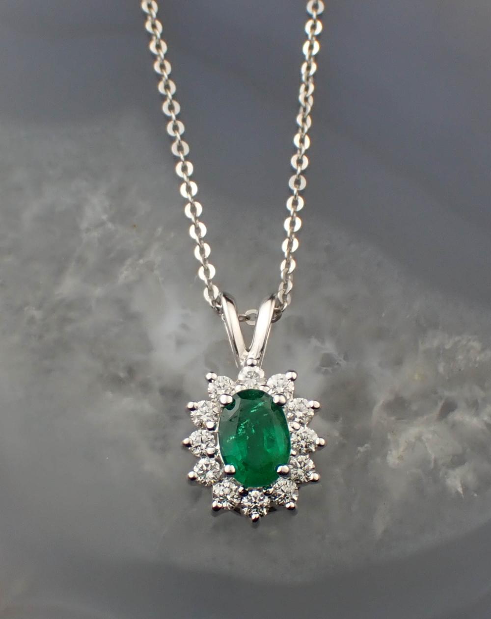EMERALD, DIAMOND AND WHITE GOLD