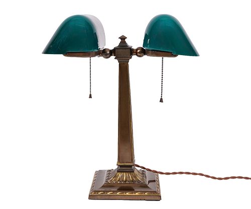 EMERALITE DOUBLE-SHADE DESK