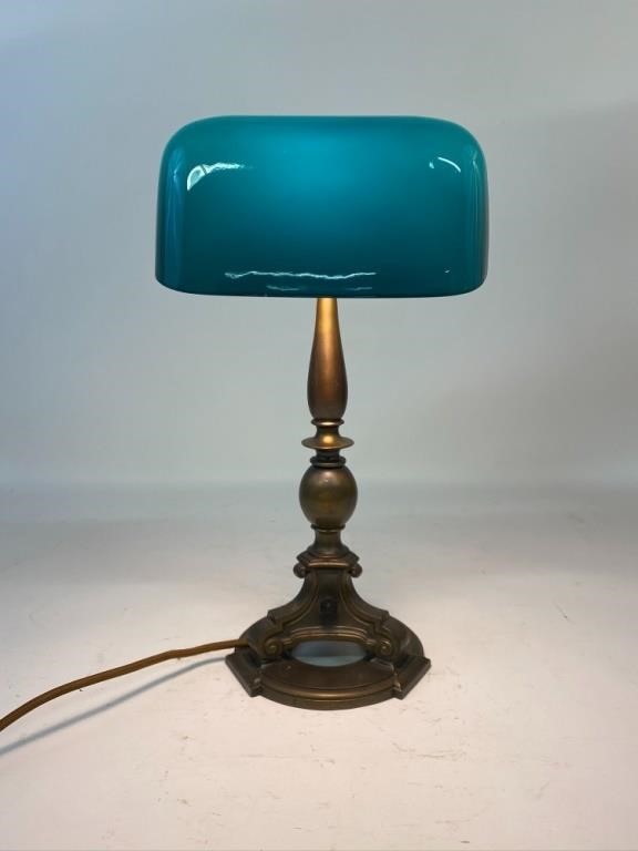 Emeralite faux bronze metal bankers