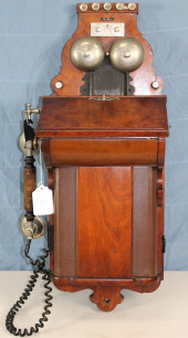 EMIL MOLLER DANISH WALNUT ANTI