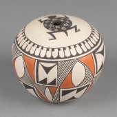 EMMALITA CHINO, POLYCHROME SEE