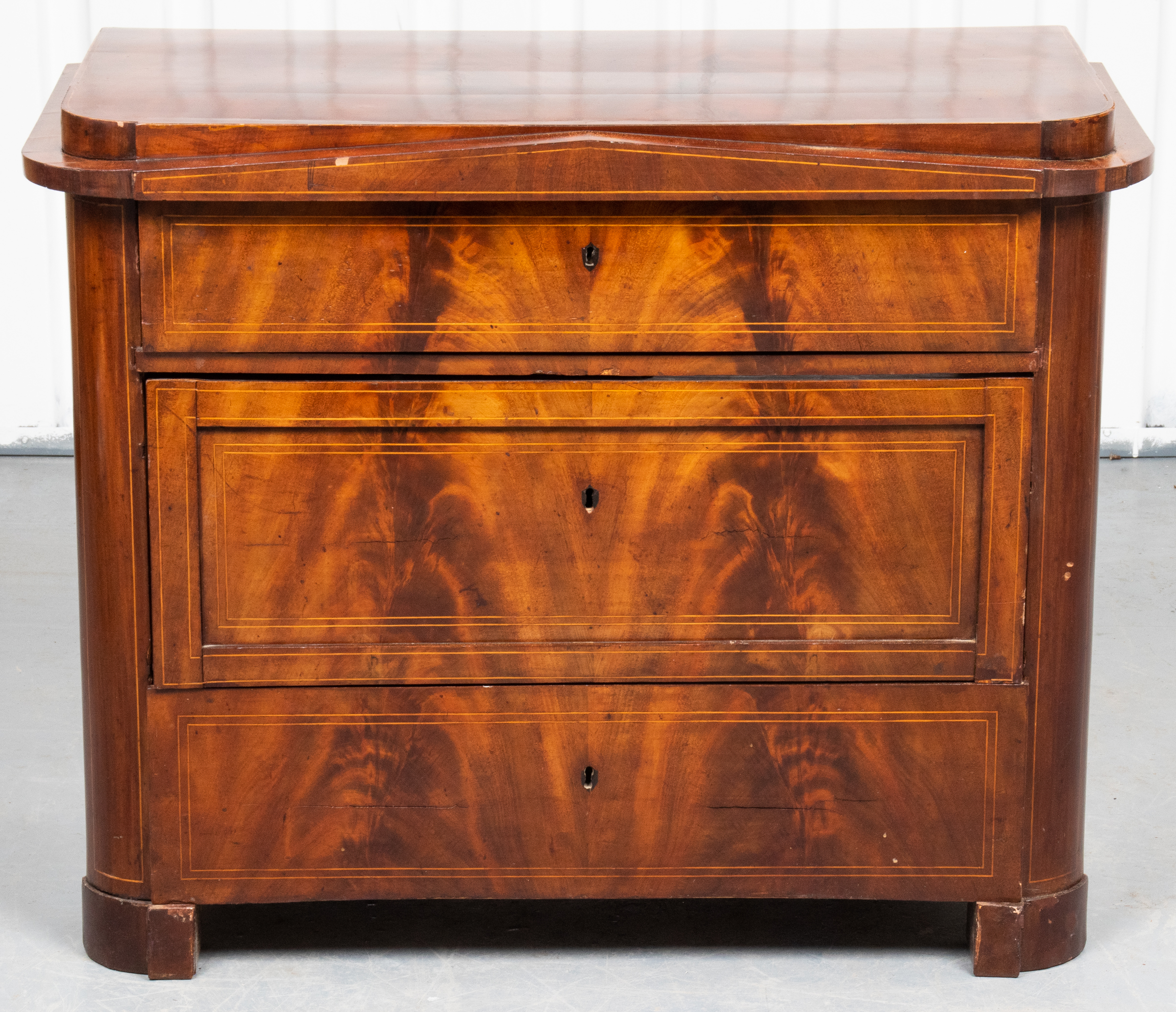 EMPIRE INLAID FLAME MAHOGANY
