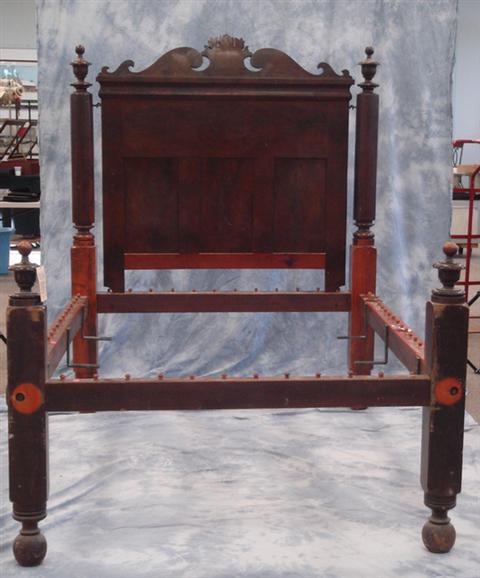 Empire mahogany veneered 4-post