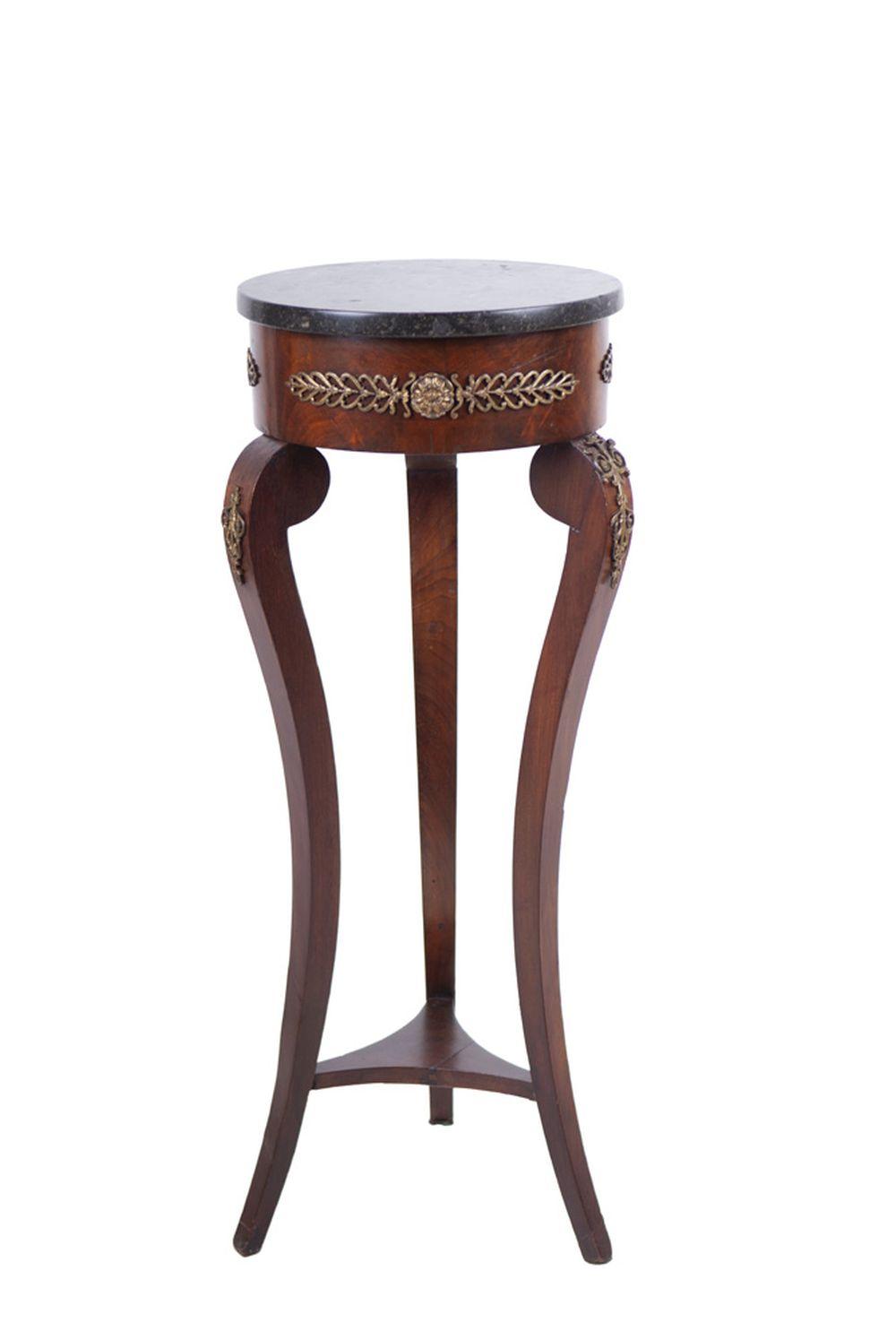 EMPIRE STYLE MAHOGANY STANDwith a