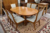 EMPIRE STYLE MAPLE DINING TABL