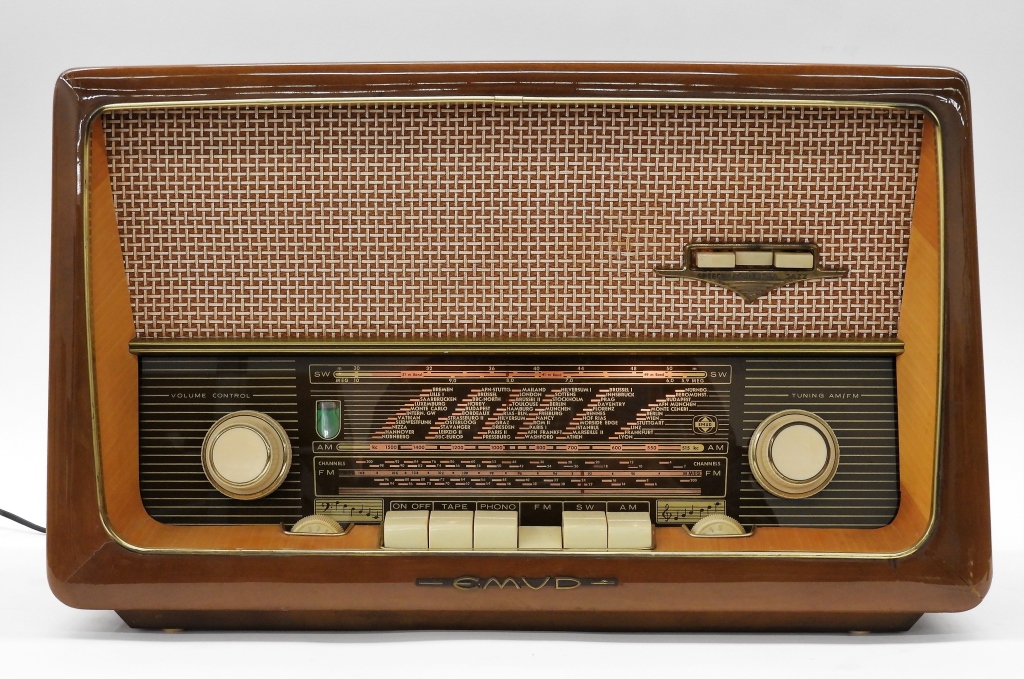 EMUD REKORD SENIOR 60 AM/FM