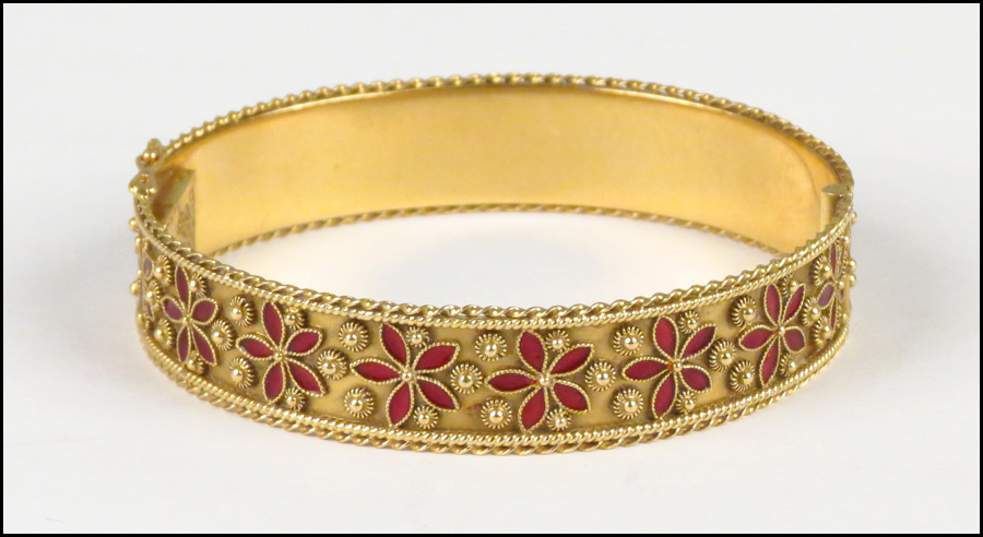 ENAMEL AND 18 KARAT YELLOW GOLD
