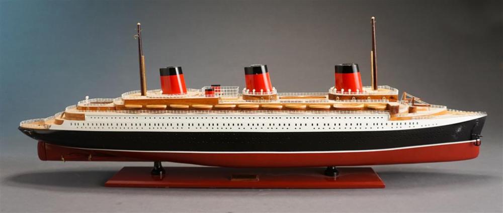 ENAMEL PAINTED ASSEMBLED WOOD MODEL