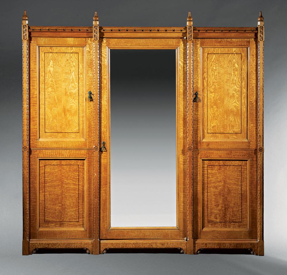 ENGLISH AESTHETIC MOVEMENT CARVED