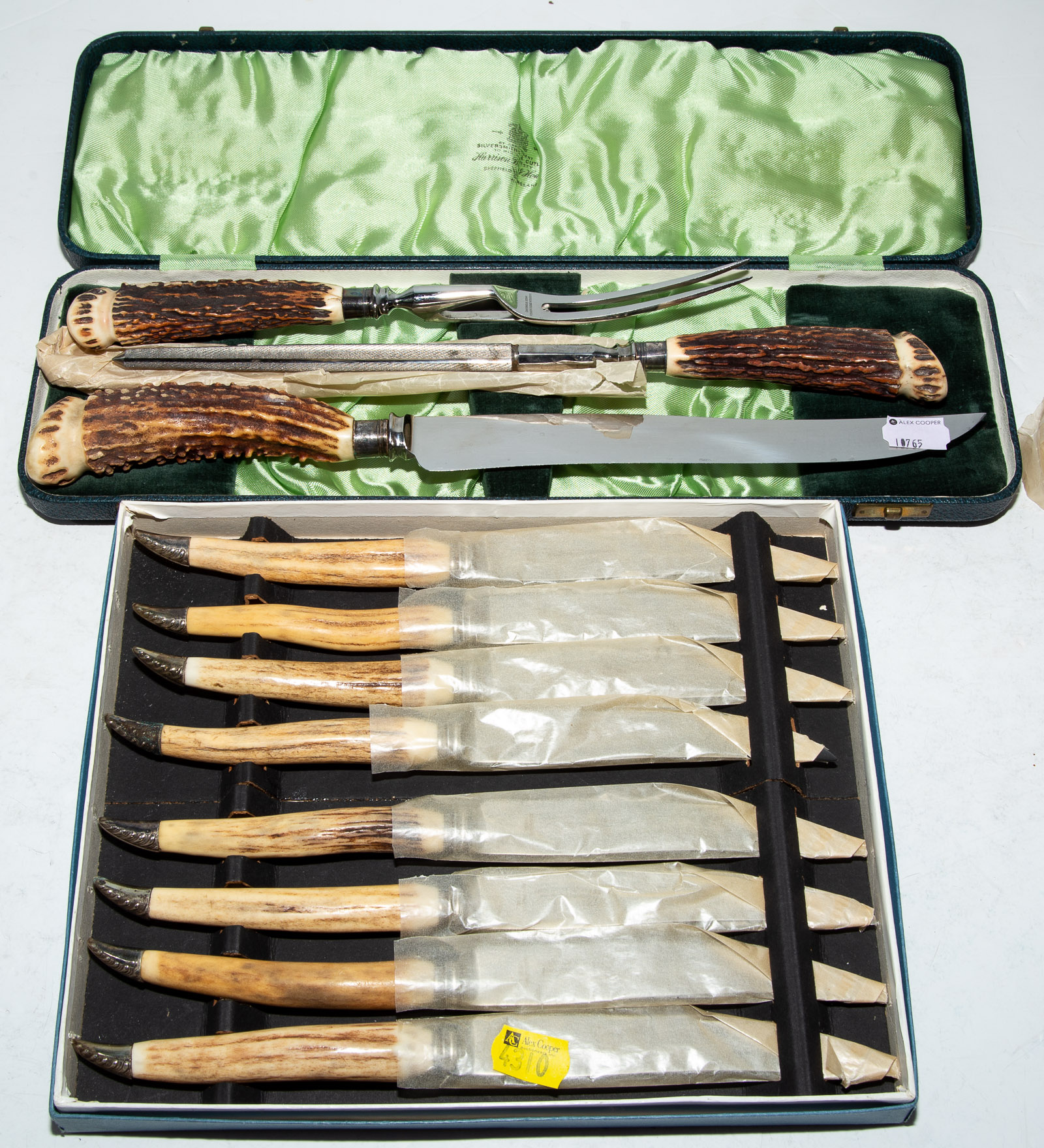 ENGLISH ANTLER-HANDLED CARVING