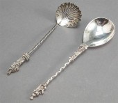 ENGLISH APOSTLE SPOON BY ROBER