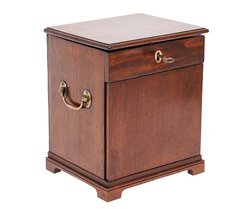 ENGLISH APOTHECARY CABINETEnglish