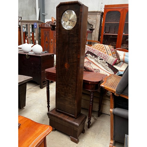 English Art Deco walnut veneer