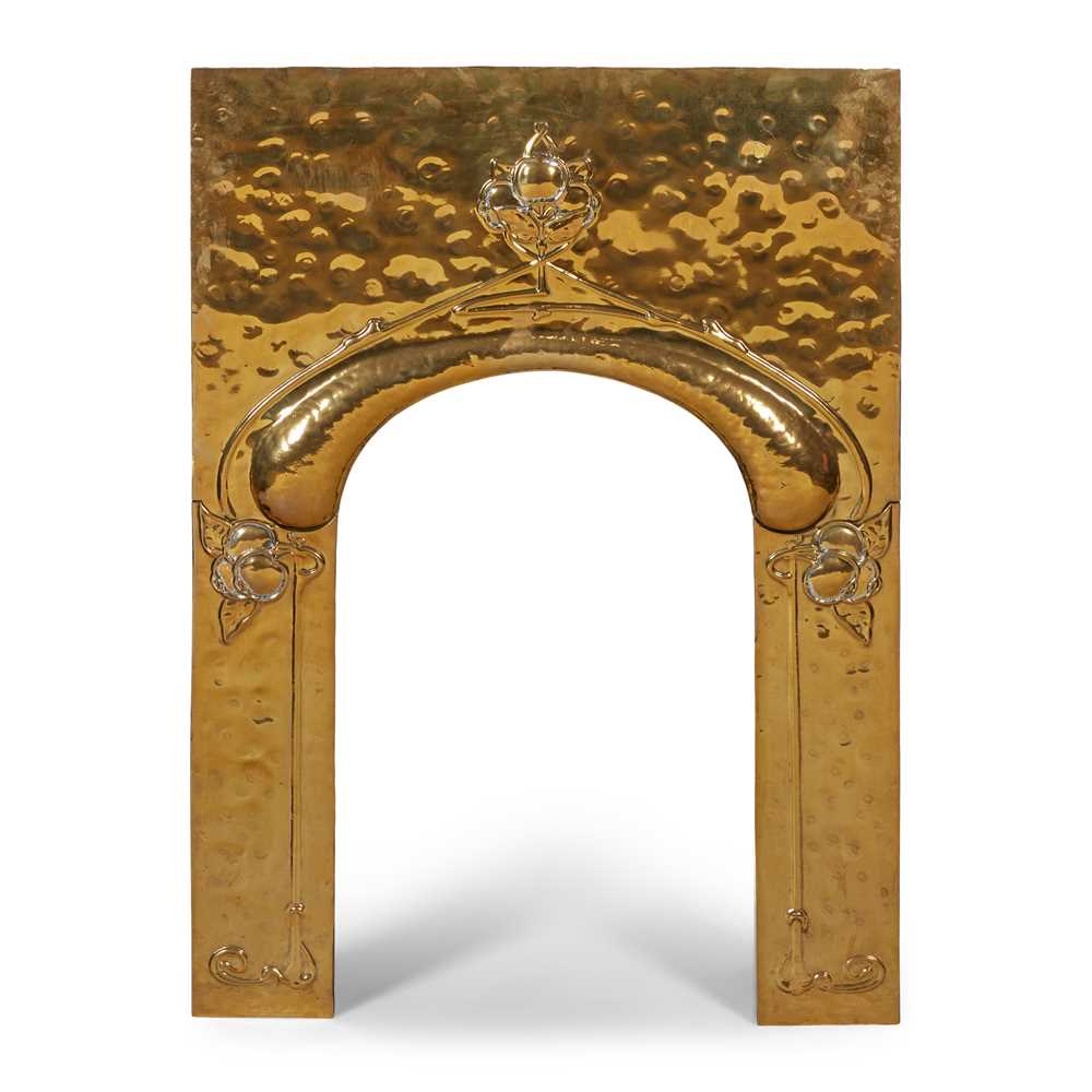 ENGLISH ARTS & CRAFTS FIREPLACE