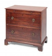 ENGLISH BACHELOR'S CHEST IN MA