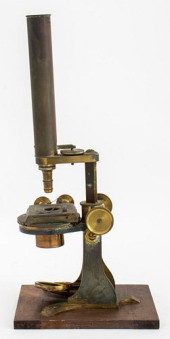 ENGLISH BAKER LACQUERED BRASS
