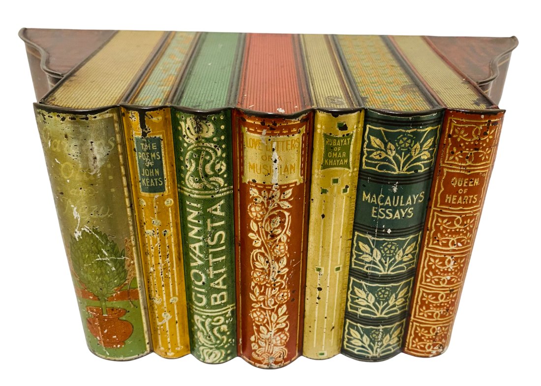 ENGLISH BISCUIT TIN OF 7
