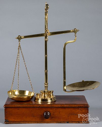 ENGLISH BRASS BALANCE SCALE, 19TH